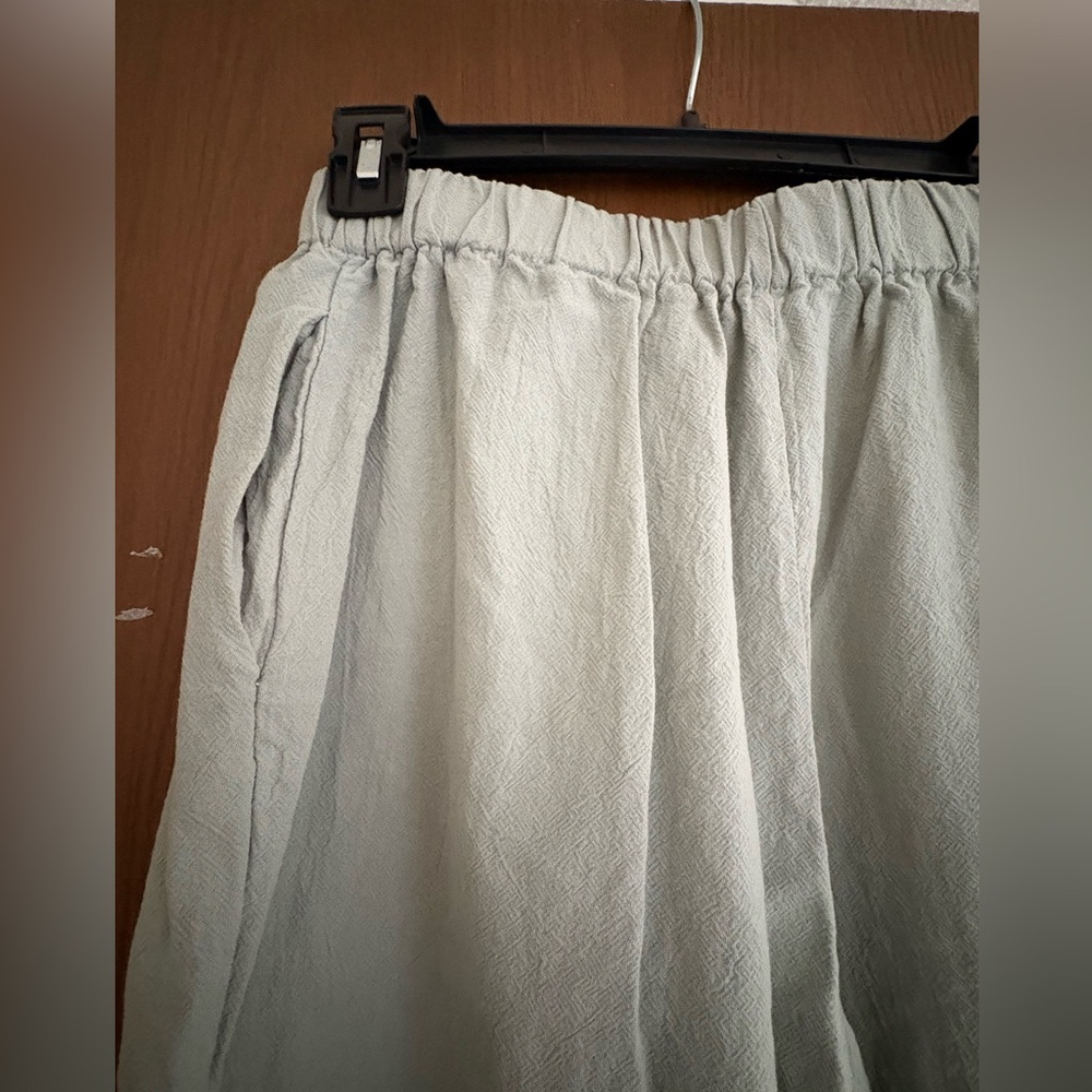 Mint green linen pants with pockets
